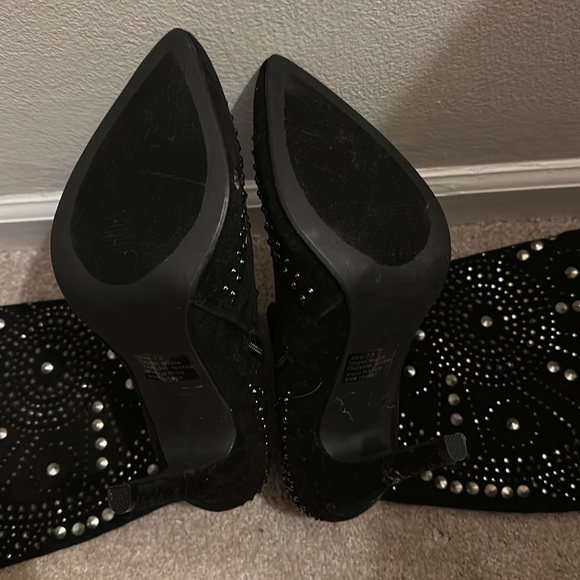 Size 7.5 Venus studded black heel boot. Never been worn. - Picture 2 of 5